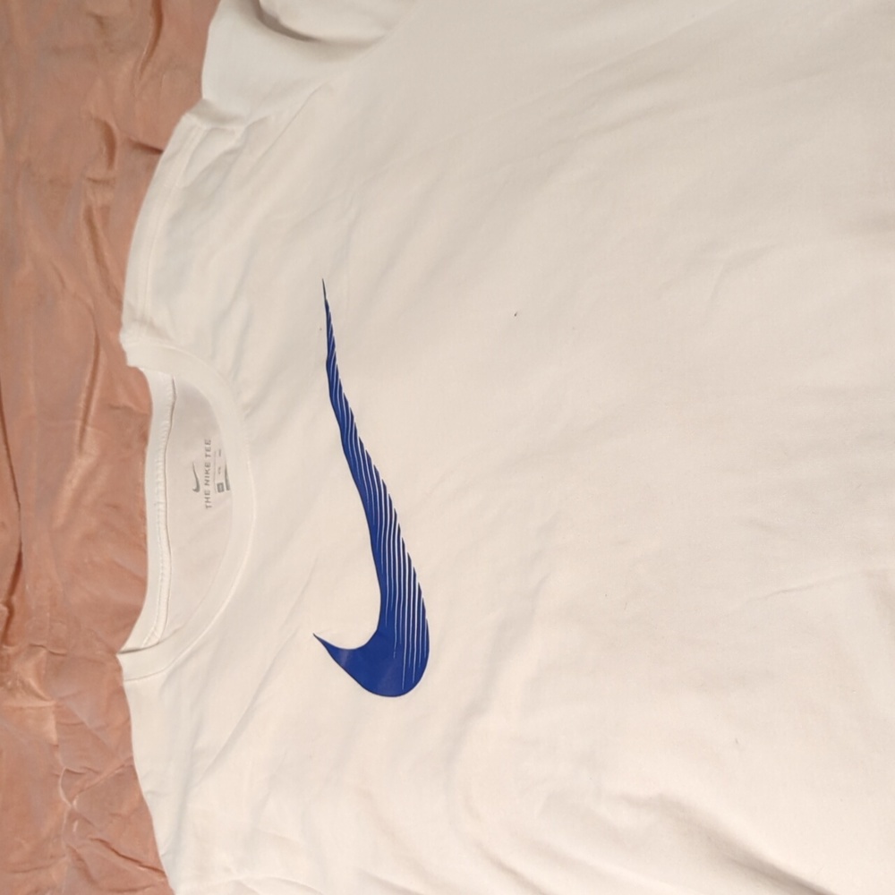 New Nike t-shirt